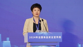 北京華天飲食控股集團有限公司副總經(jīng)理、食品安全總監 張紫薇 李凡攝_副本.jpg