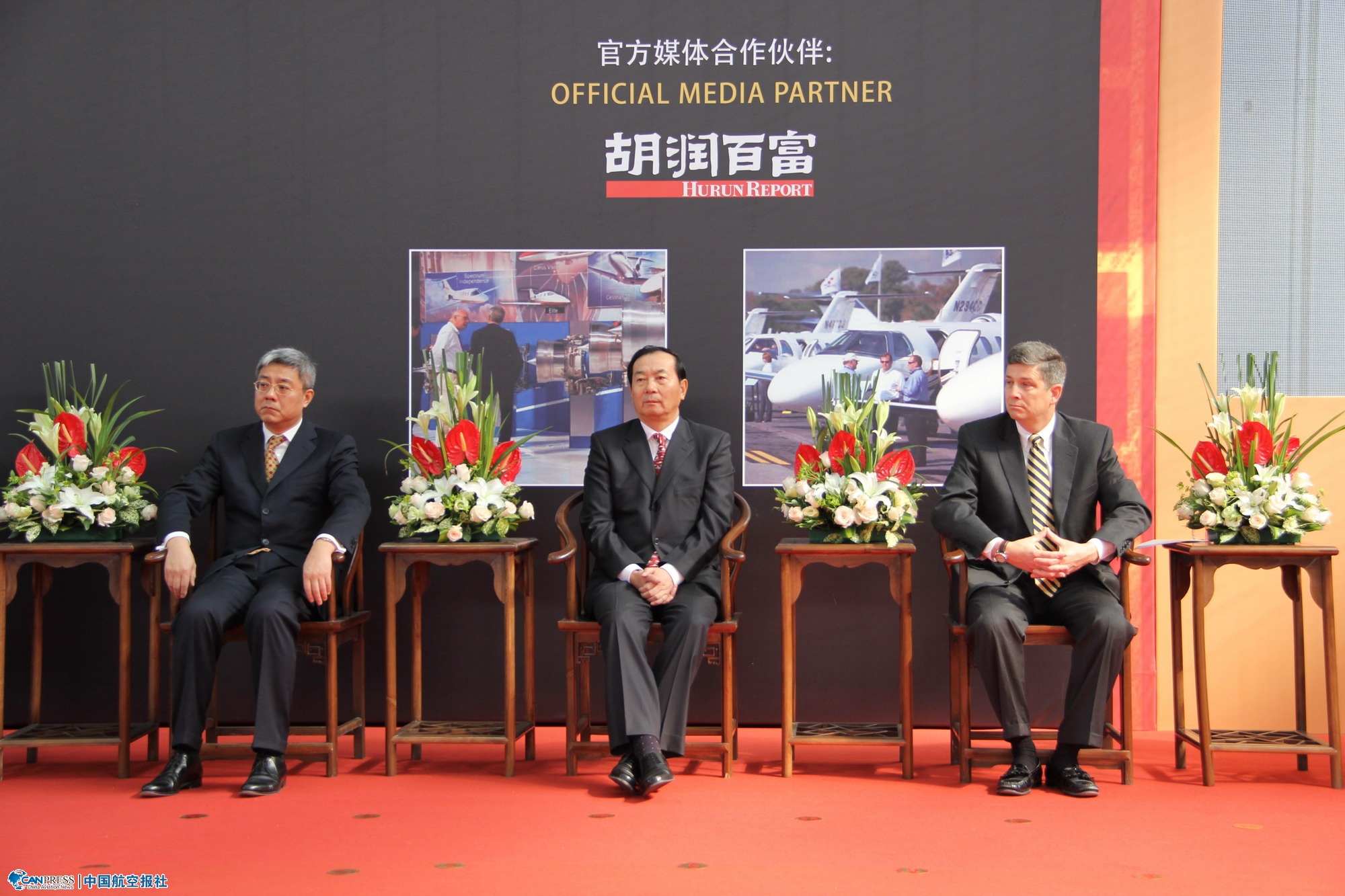 ���޹���(w��)���Օ�(hu�� )�h��չ�[��(hu�� )�_(k��i)Ļʽ