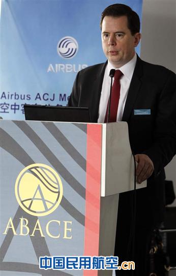 ���п�܇(ch��)����(w��)�C�������÷���(sh��)�A��Francois CHAZELLE����B���п�܇(ch��)����(w��)�Cϵ�м����Ј�(ch��ng)ǰ����