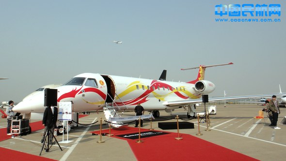 ���޹���(w��)����չ��(hu�� )�ϸ�ʽ����(w��)�Cһ�[