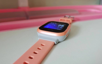 讓“標配”更適配 兒童智能手表如何守好“童心”